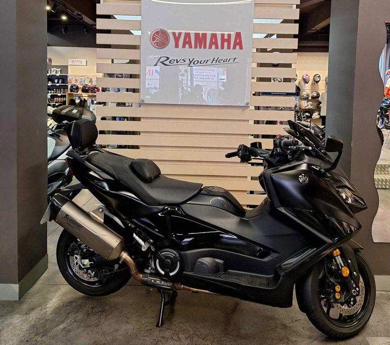 Yamaha TMAX Tech 560